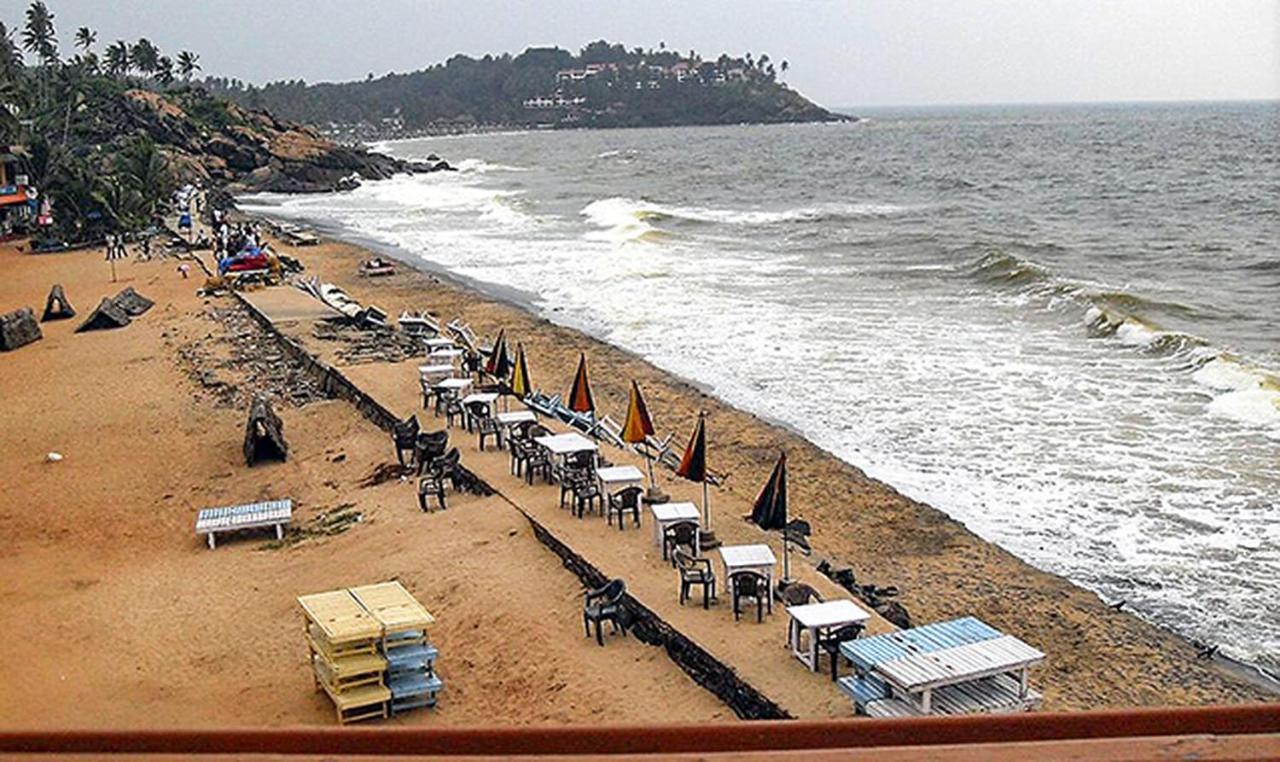 Fabhotel Wateredge Beach Resort Kovalam Kültér fotó