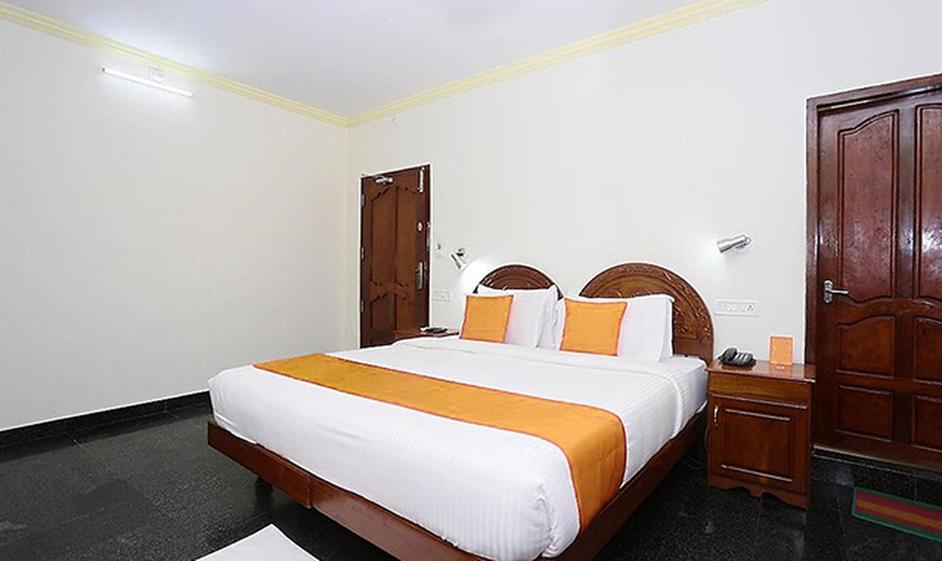 Fabhotel Wateredge Beach Resort Kovalam Kültér fotó