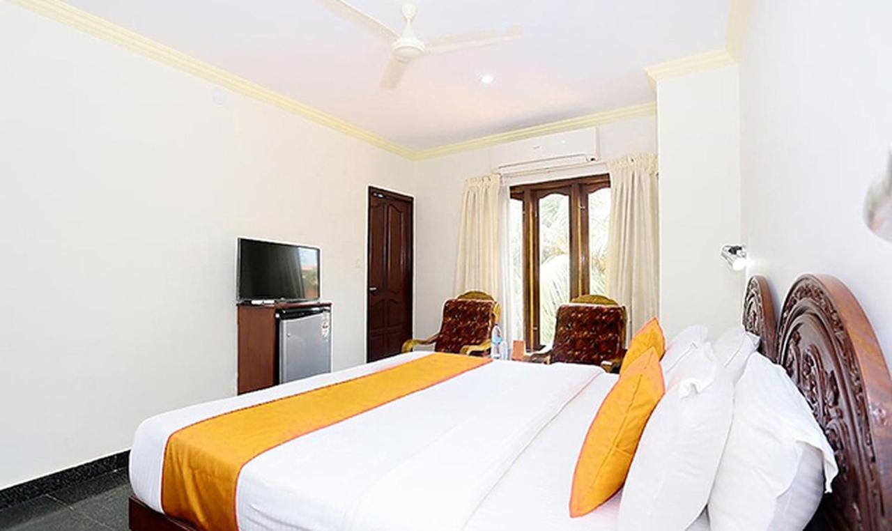 Fabhotel Wateredge Beach Resort Kovalam Kültér fotó